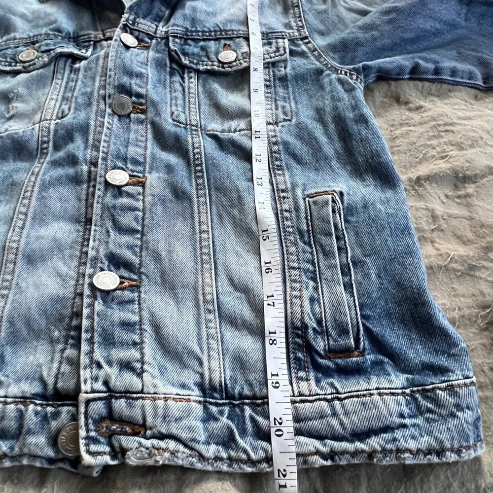 Zara Lightwash Distressed Denim Button Down Jacket Size 12 Streetwear Grunge